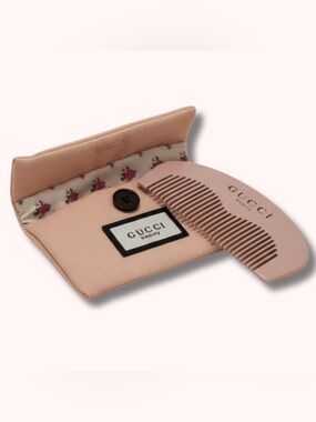 VIP Gucci Beauty Pink Travel Comb with Floral Pouch
